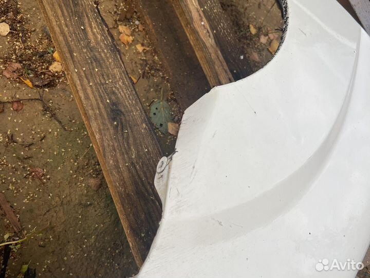 Крыло правое