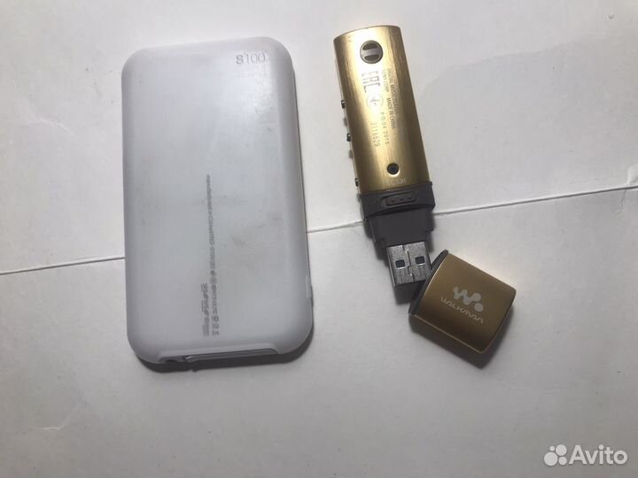 Mp3 плееры (один с Блютус )