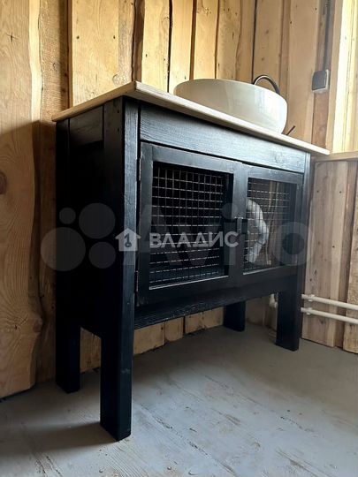 Дом 64 м² на участке 1,57 га