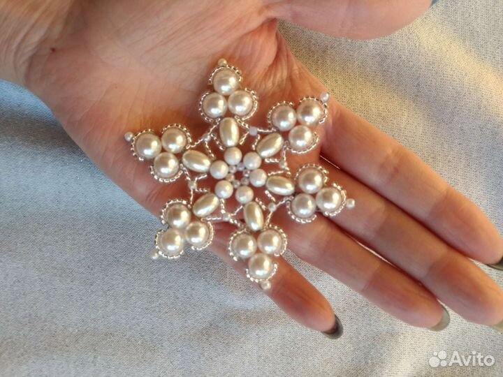 Снежинка из бисера