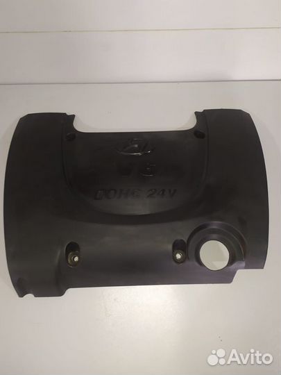 Крышка двигателя Hyundai Sanata 2.7 л