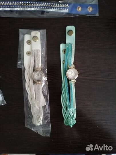 Часы серёжки браслет