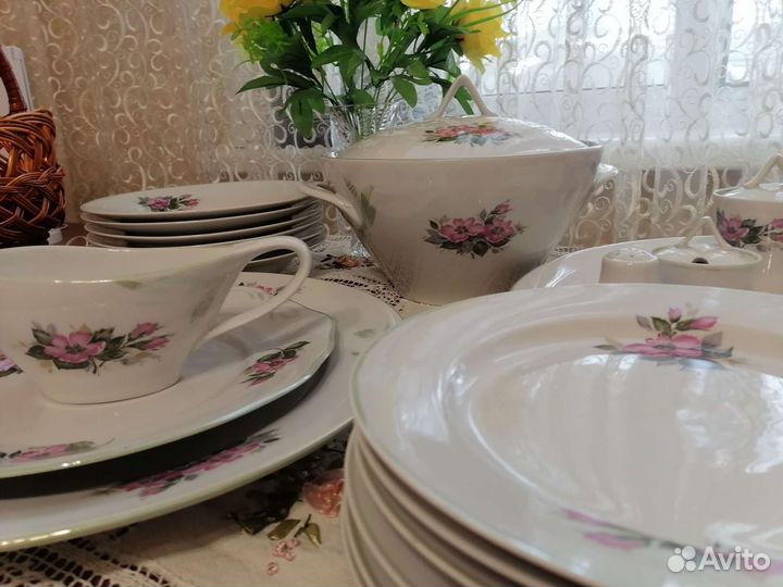 Сервиз столовый Дулево