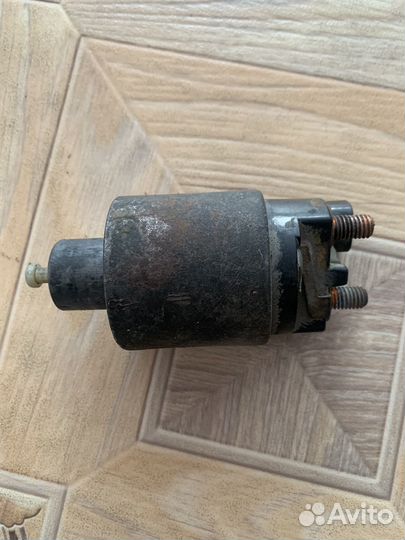 Втягивающее реле