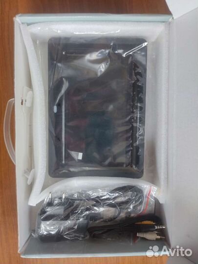 Цифровая фоторамка новая