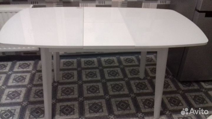 Стол, стулья