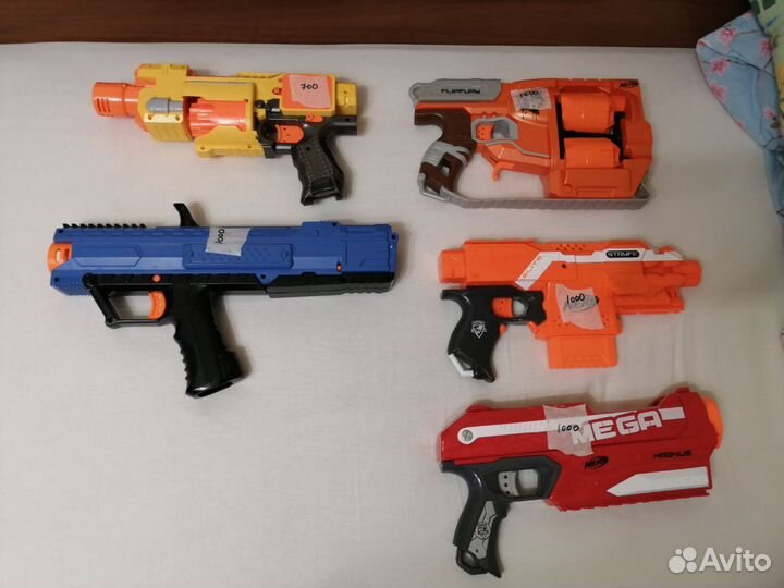 Коллекция игрушек Nerf