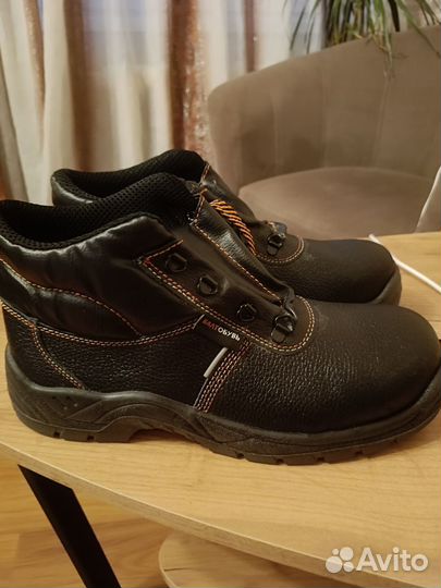 Ботинки мужские