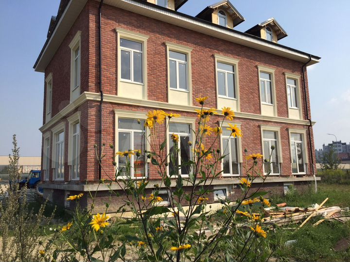 Дом 471 м² на участке 30 сот.