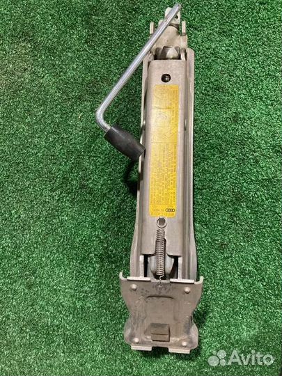 Домкрат Audi A6 C6 AUK 2007