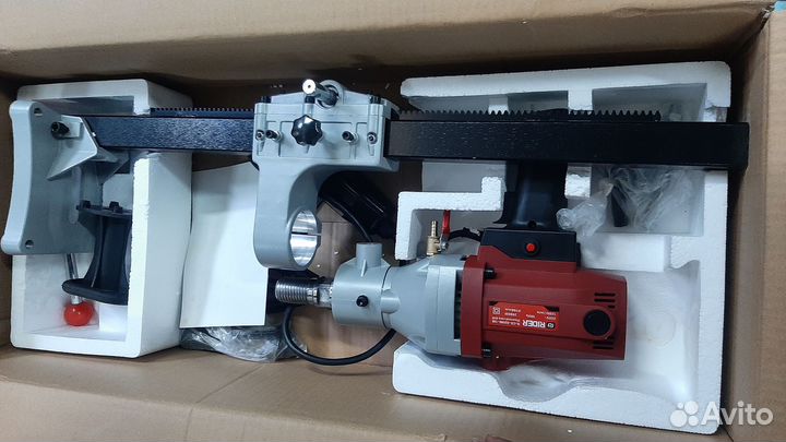 Алмазная дрель