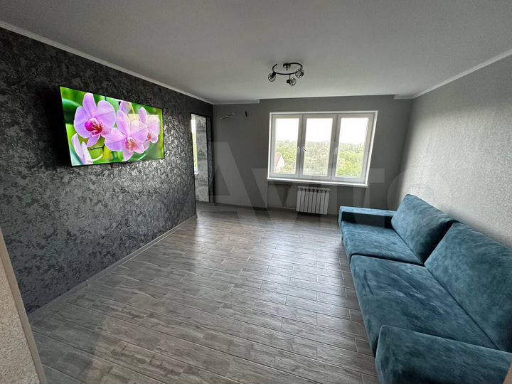 2-к. квартира, 57 м², 5/10 эт.