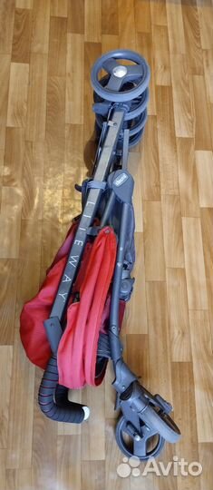 Прогулочная коляска chicco