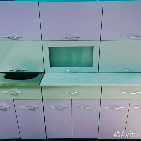 Навая кухня 180