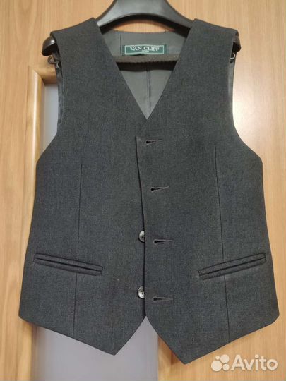 Костюм школьный серый 134 Van Clif