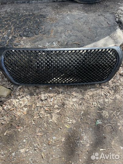 Решетка для Тойота Ланд Круизер 200