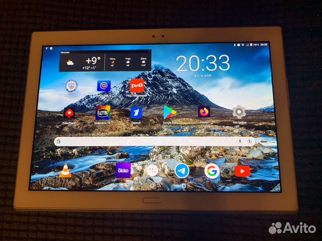 Планшет Lenovo TAB 4 TB-X704L