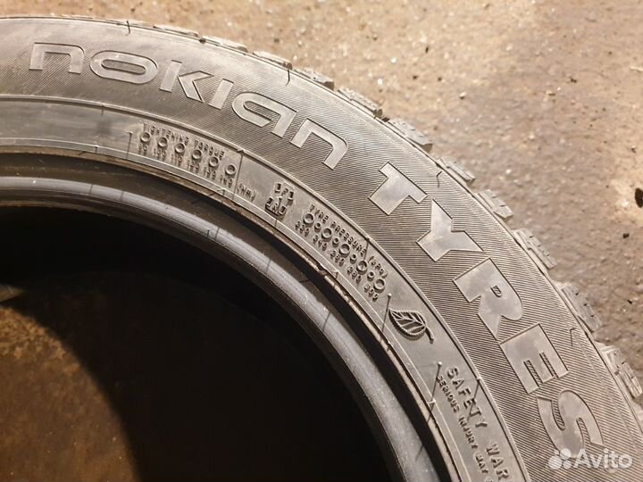 185 65 15 Nokian Hakka 9 зимняя резина как новая