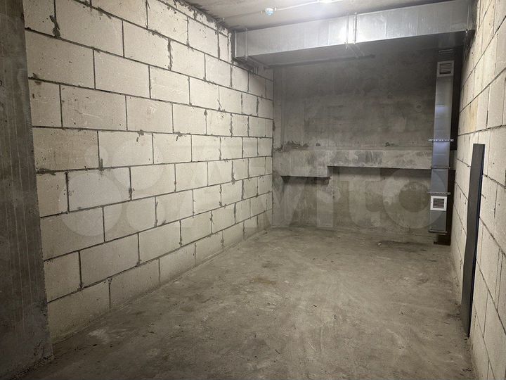 Машиноместо, 14 м²