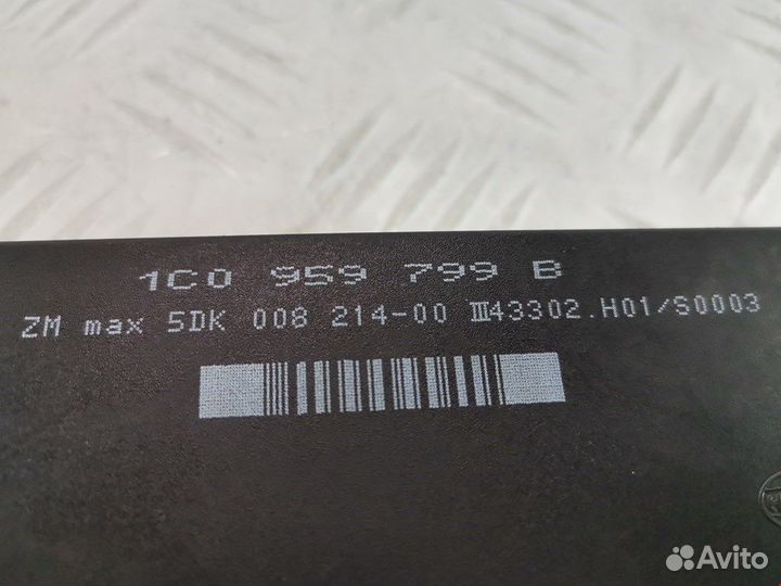 Блок комфорта для Volkswagen Golf 4 1C0959799B08P