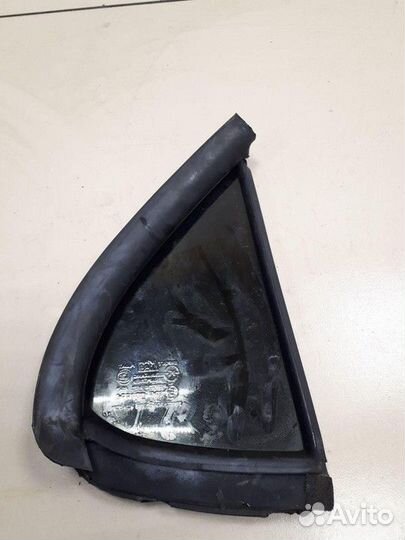 Стекло двери Hyundai Lantra