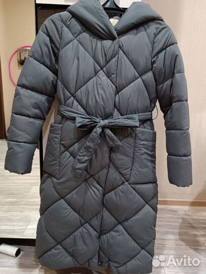 Пуховик женский 48 размер