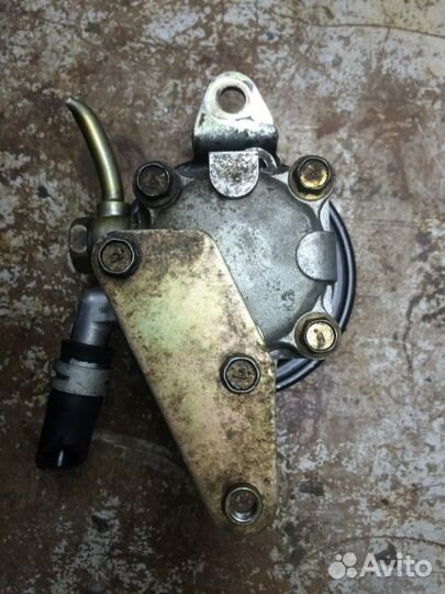 Насос гидроусилителя руля Ниссан