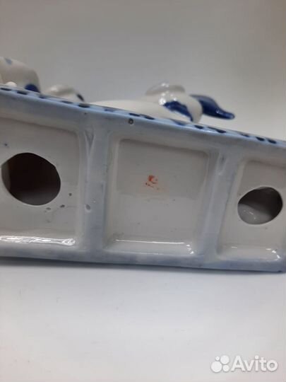 Статуэтка фарфор 