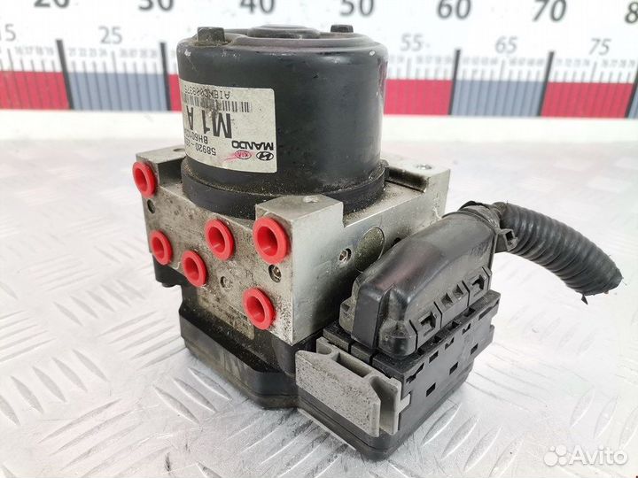 Блок ABS для Hyundai-KIA Tucson 1 589002E000