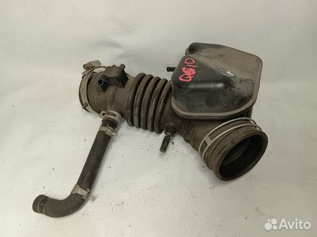 Патрубок корпуса воздушного фильтра Nissan