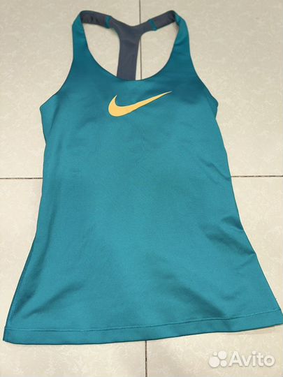 Спортивные вещи пакетом