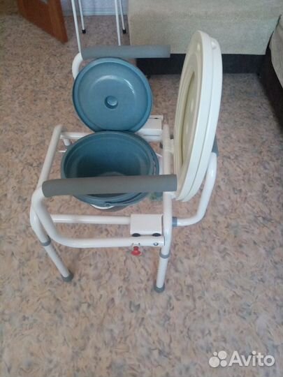 Новое Санитарное кресло- туалет