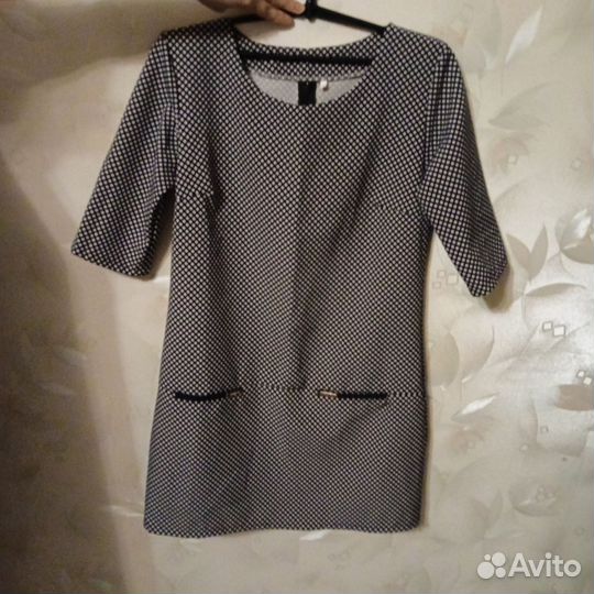 Классическое платье новое