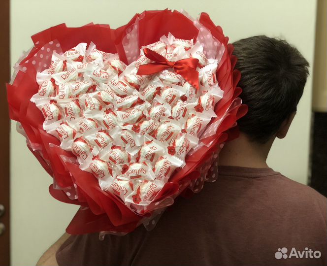 Букет из Raffaello на выпускной