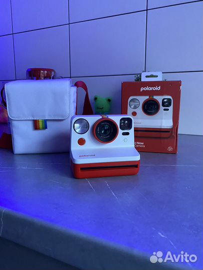 Polaroid Now Generation 2 i-Type Instant Camera