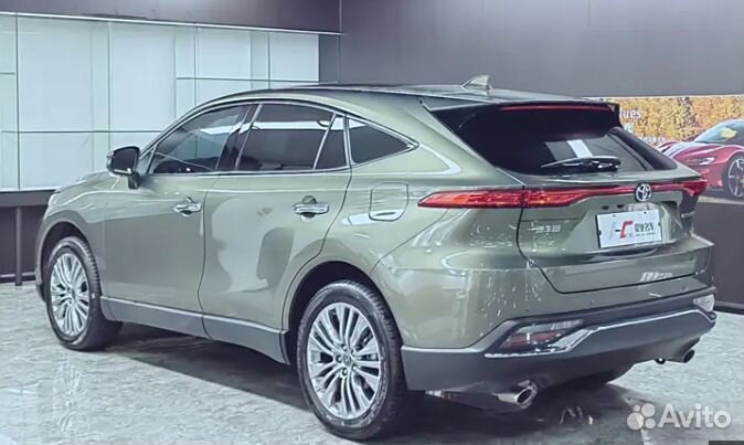 Toyota Harrier 2.0 CVT, 2022, 30 000 км