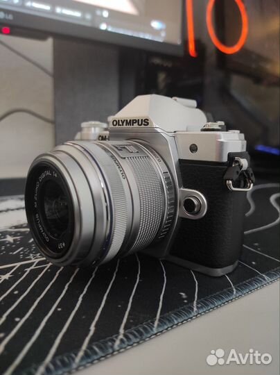 Olympus OM-D E-M10 mark iii