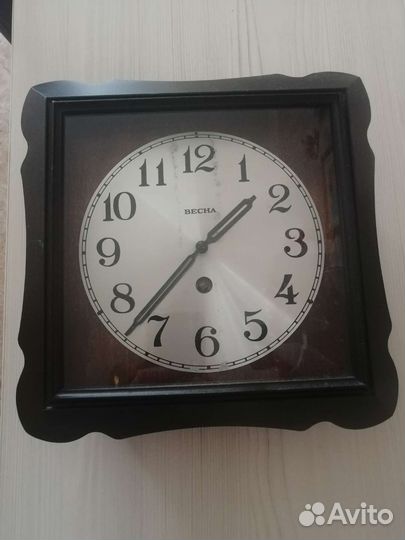 Старинные настенные часы