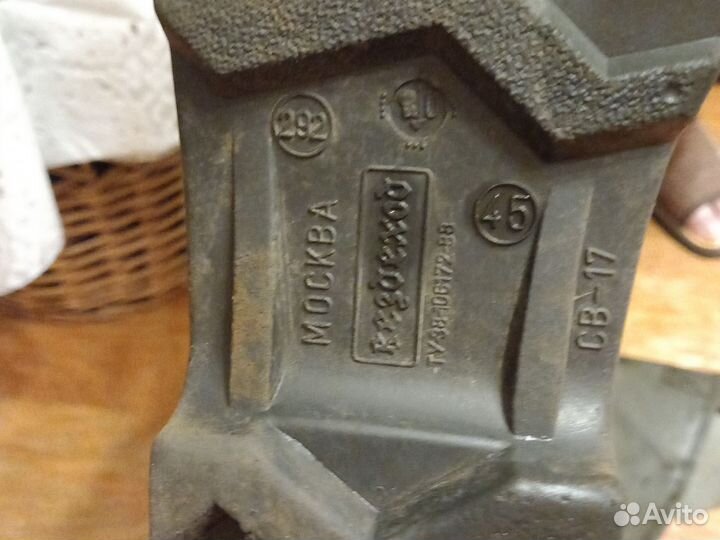 Резиновые сапоги рыбацкие бродни