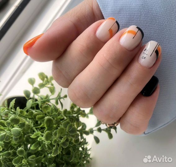 Маникюр, педикюр, наращивание ногтей