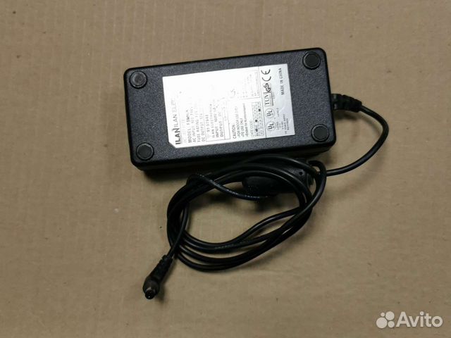 Блок питания ILan Electronics F1650k 12V 3.5 a