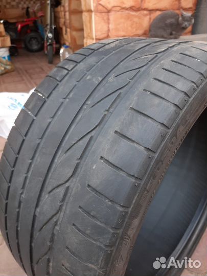 Bridgestone Potenza RE 050A l 275/35 R19