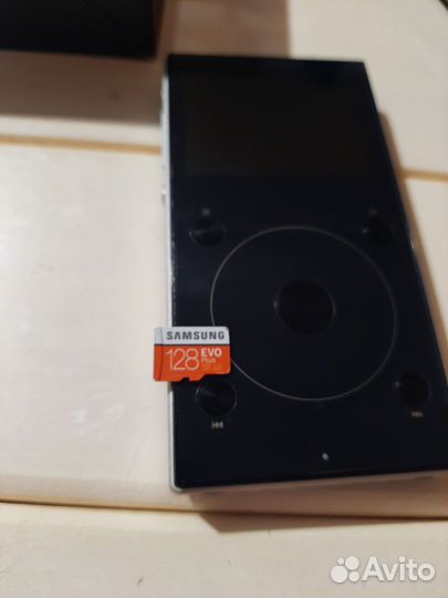 Портативный Hi-Fi-плеер FiiO X3 III