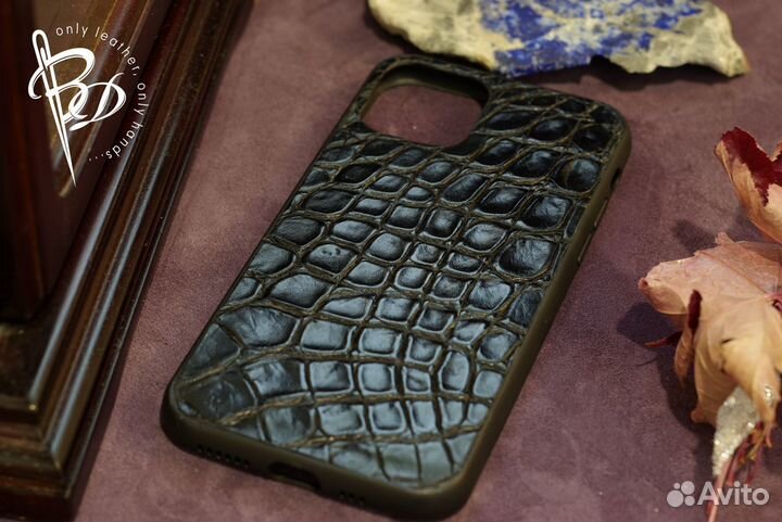 Чехол для телефона iPhone 11 Pro. Кожа крокодила