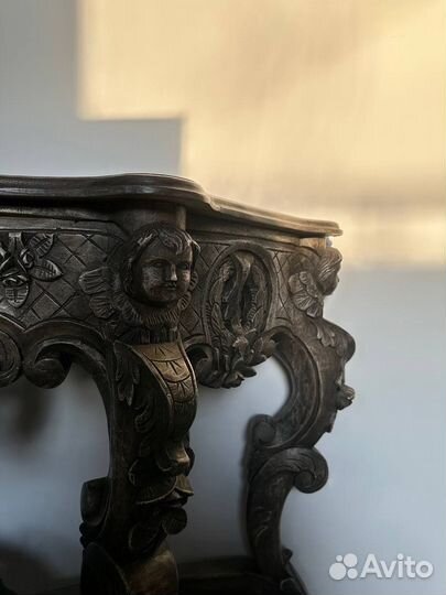 Антикварная роскошная консоль