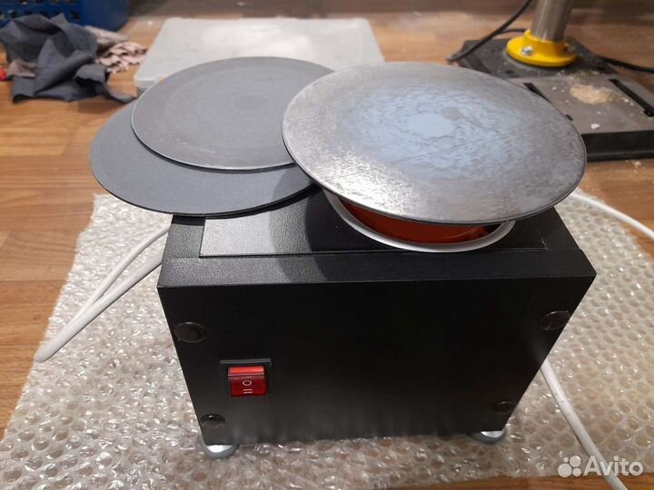 Станок для заточки парикмахерского и маникюрного и