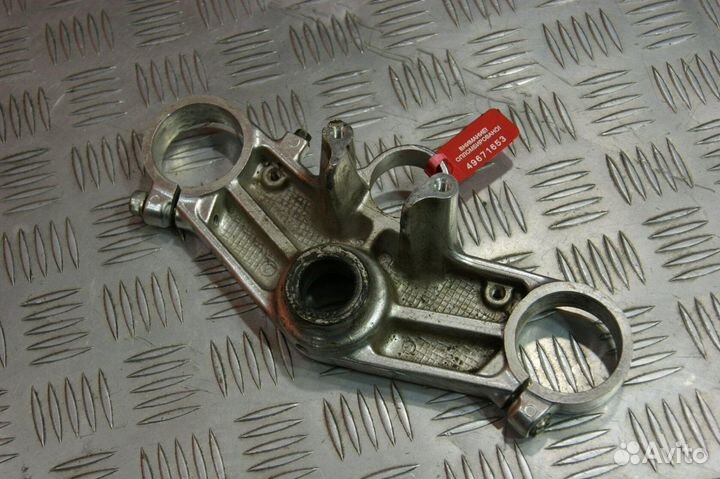 Траверса верхняя Kawasaki ZX-9R (ZX900C)