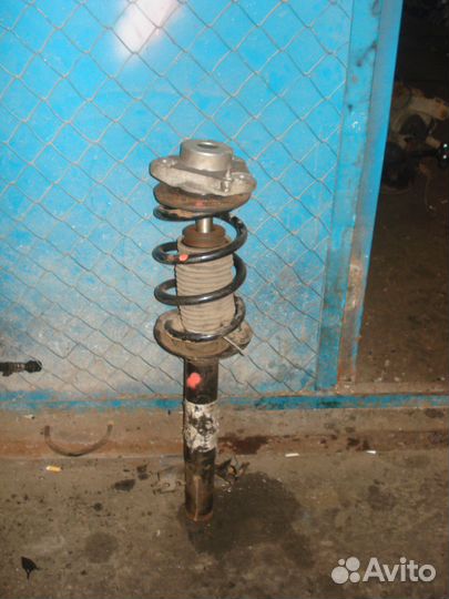 Стойка амортизатора Peugeot Boxer (Пежо Боксер)