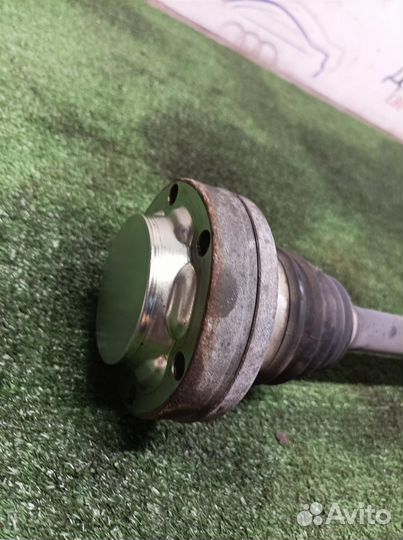 Полуось задняя Audi Q7 2005