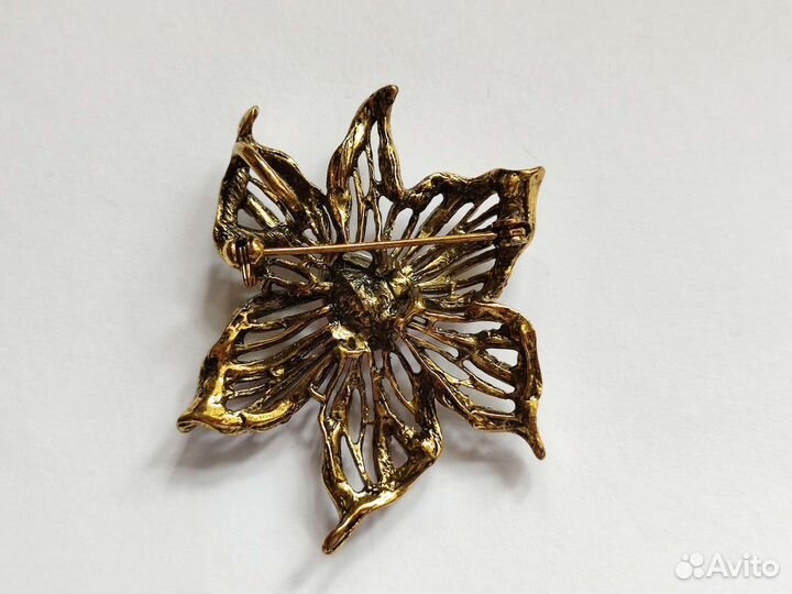 Брошь - подвеска Цветок